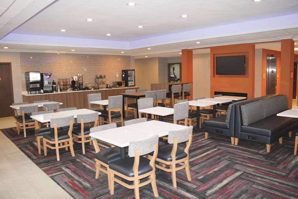 La Quinta By Wyndham Lackawanna מסעדה תמונה